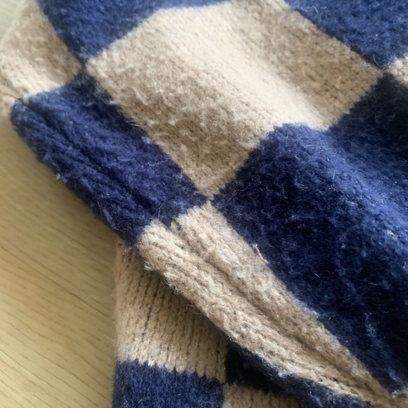 Checkered Cardigan Sweater - Picture 3 of 5